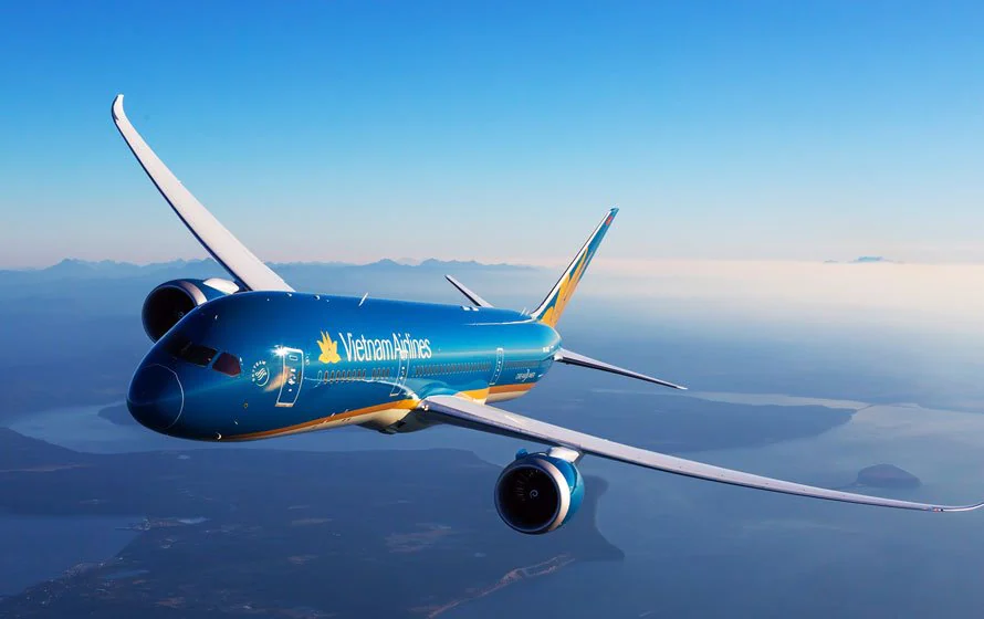 Vietnam Airlines hiện là một trong những hãng hàng không khai thác chặng bay đi Vinh với nhiều lộ trình đa dạng và thời gian bay linh hoạt (Nguồn: Internet)